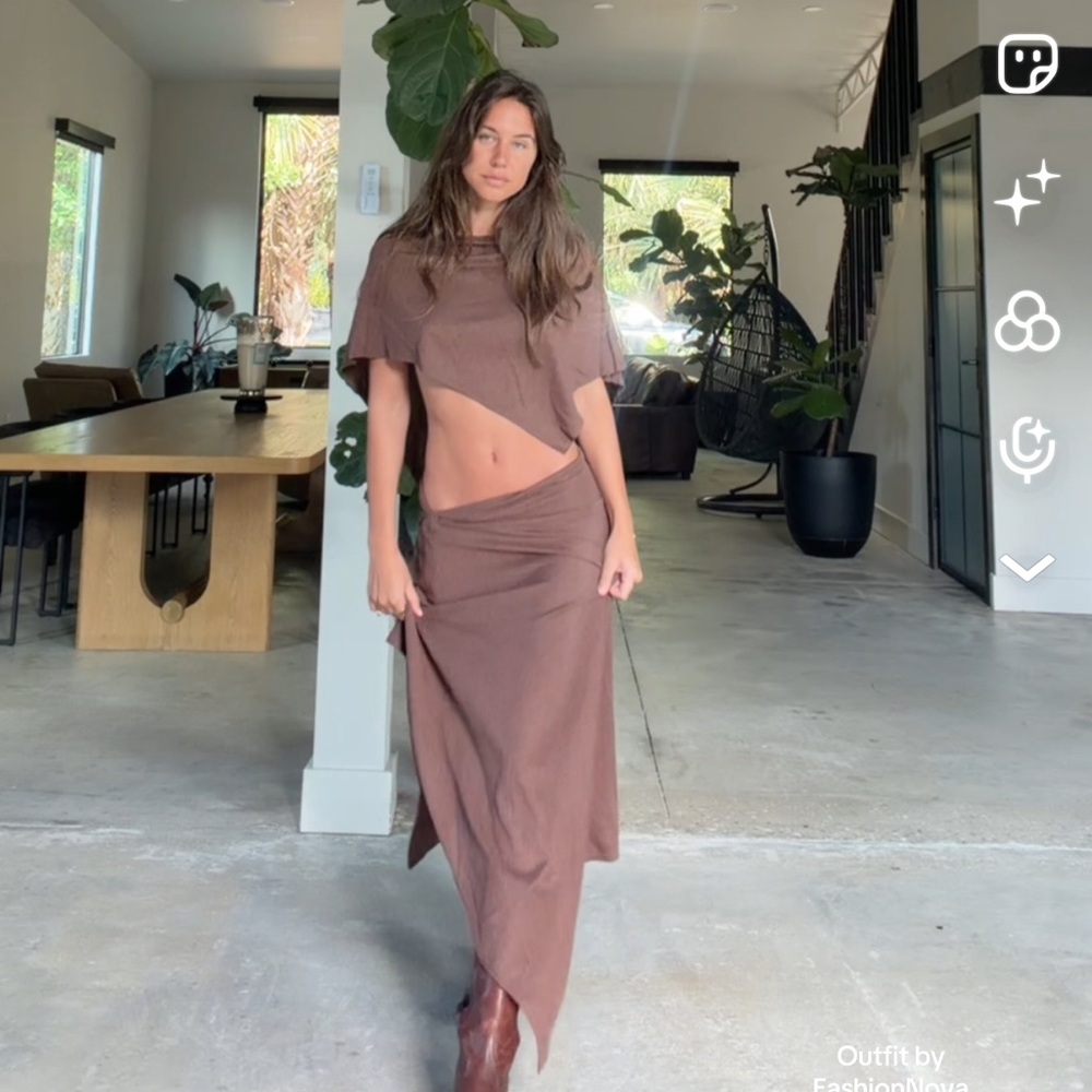 Two Piece Skirt Set Brown